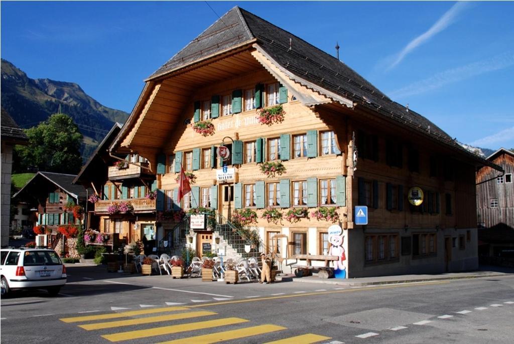 Hotel De Ville Rossiniere Bagian luar foto